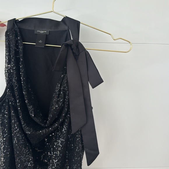 Ann Taylor sequin top w/ bow - Picture 2 of 2